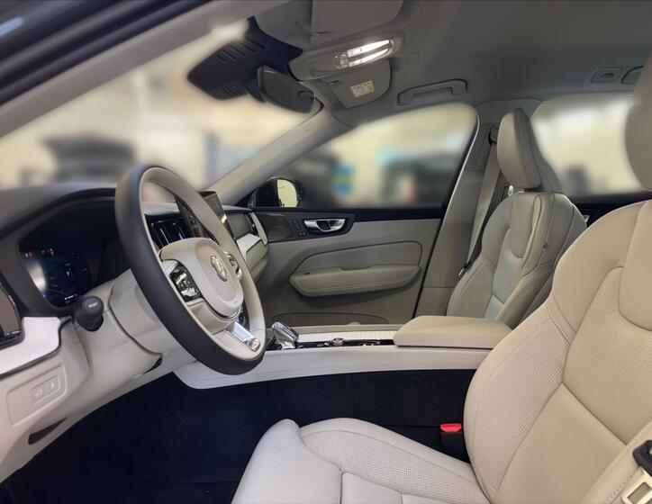 Volvo XC60 7