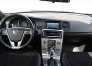 Volvo V60 14