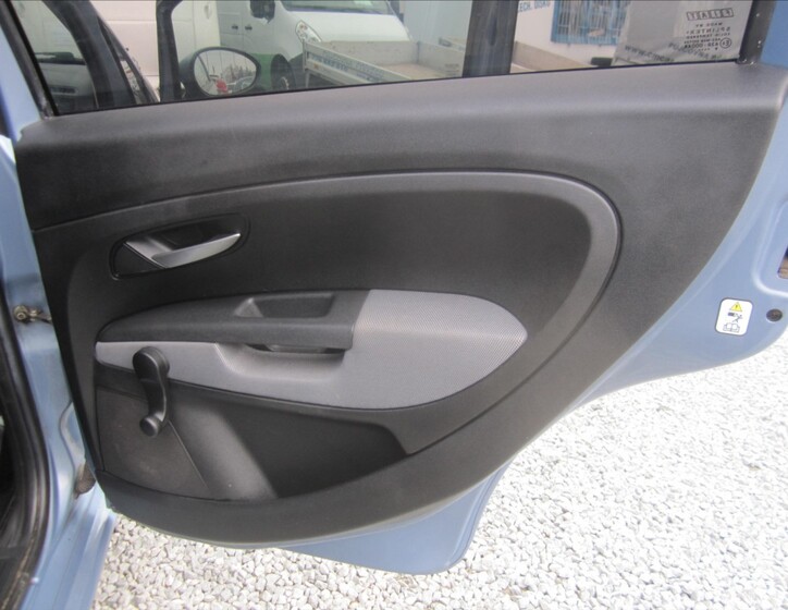 Fiat Grande Punto 23