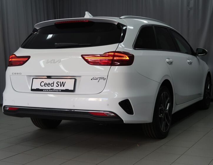 KIA Ceed 8