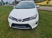 Toyota Auris 1