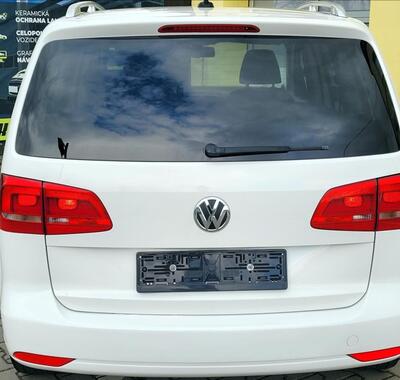 Volkswagen Touran 12