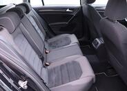 Volkswagen Golf 13