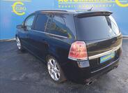 Opel Zafira 6