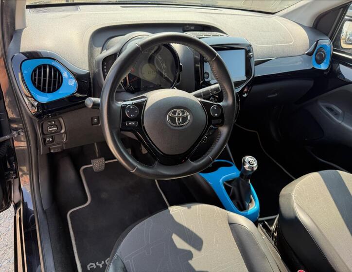 Toyota Aygo 8