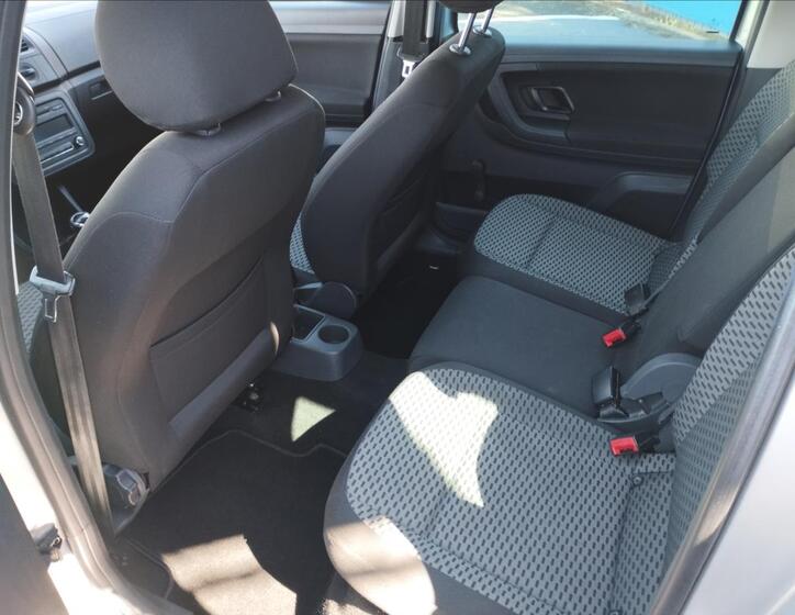 Škoda Roomster 10
