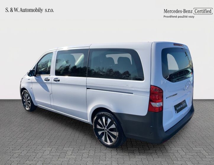 Mercedes-Benz Vito 12