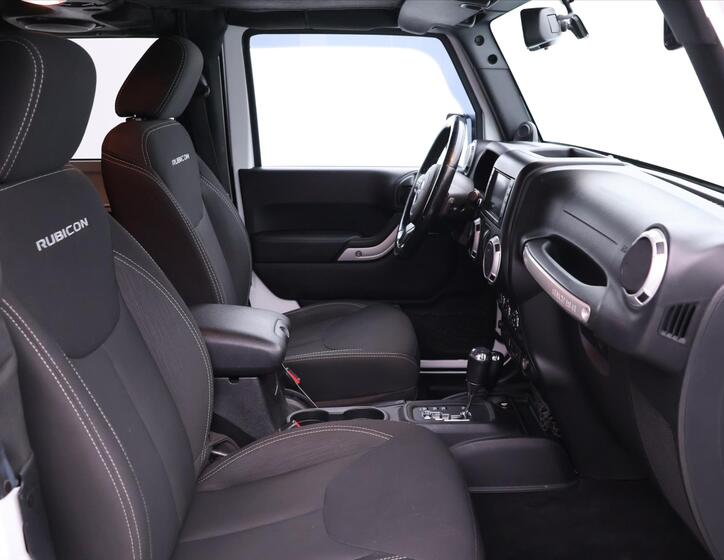Jeep Wrangler 13