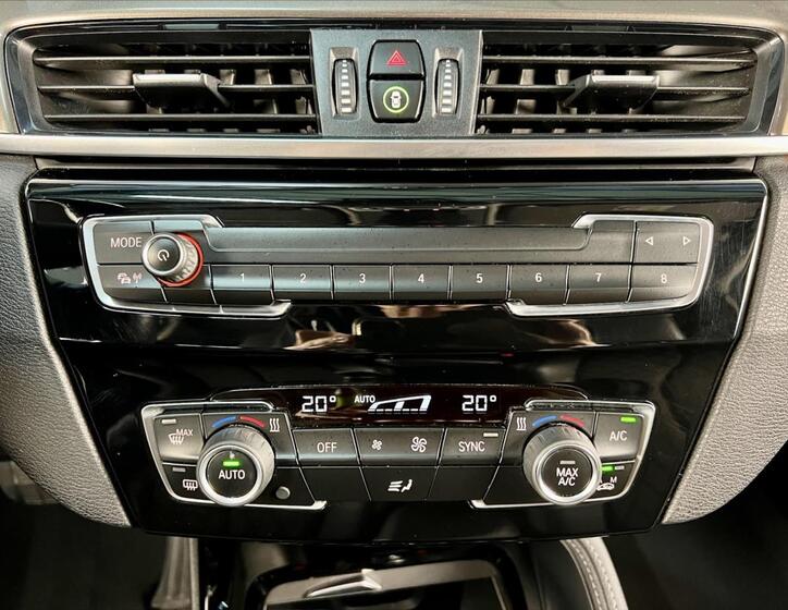 BMW X1 21