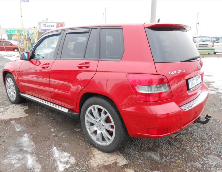 Mercedes-Benz GLK 11