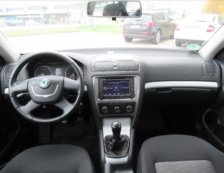 Škoda Octavia 9