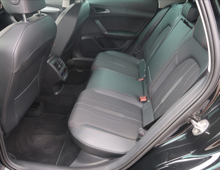 Cupra Formentor 11