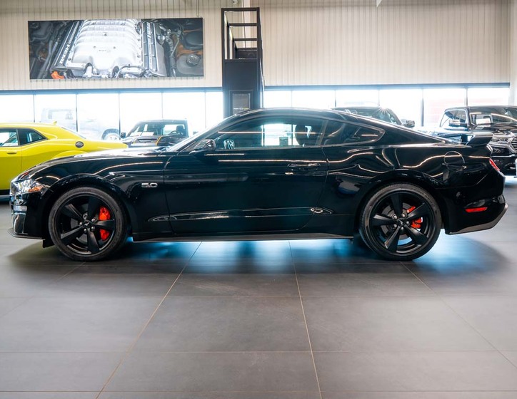 Ford Mustang 2