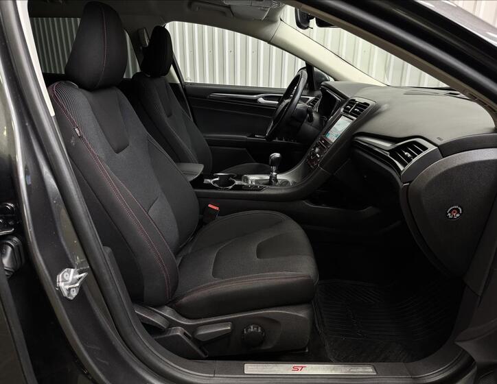Ford Mondeo 33