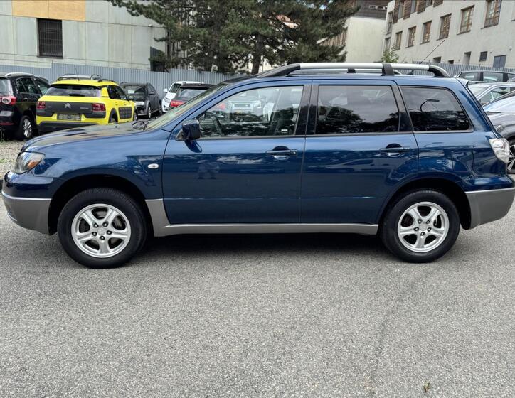 Mitsubishi Outlander 5