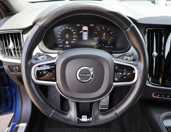Volvo V90 19