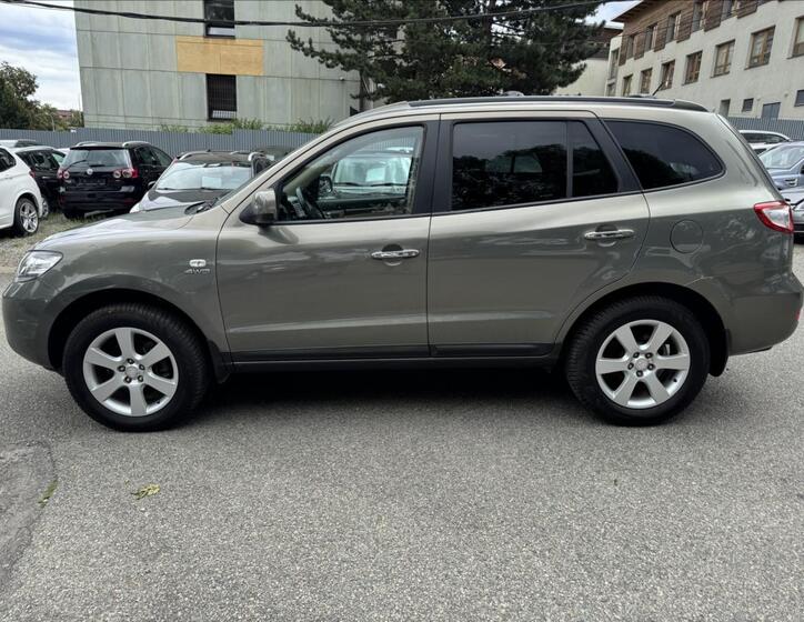 Hyundai Santa Fe 6