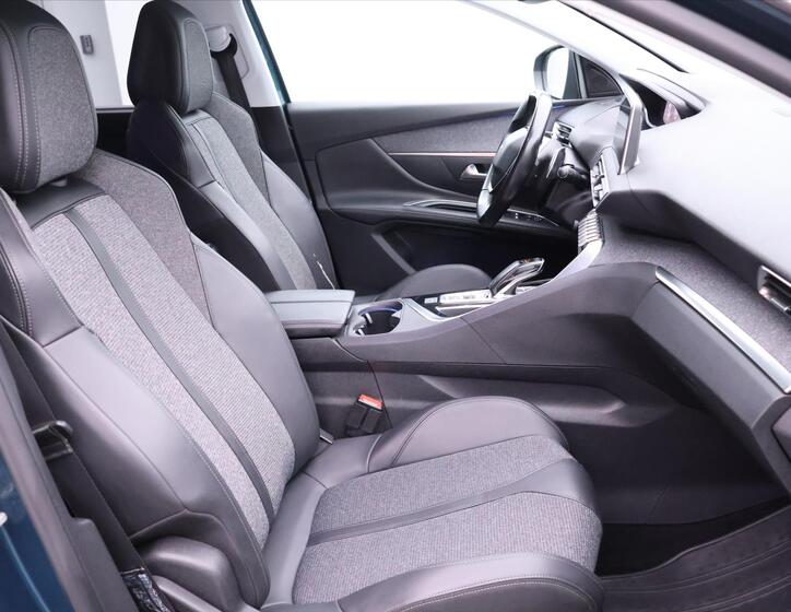 Peugeot 5008 16