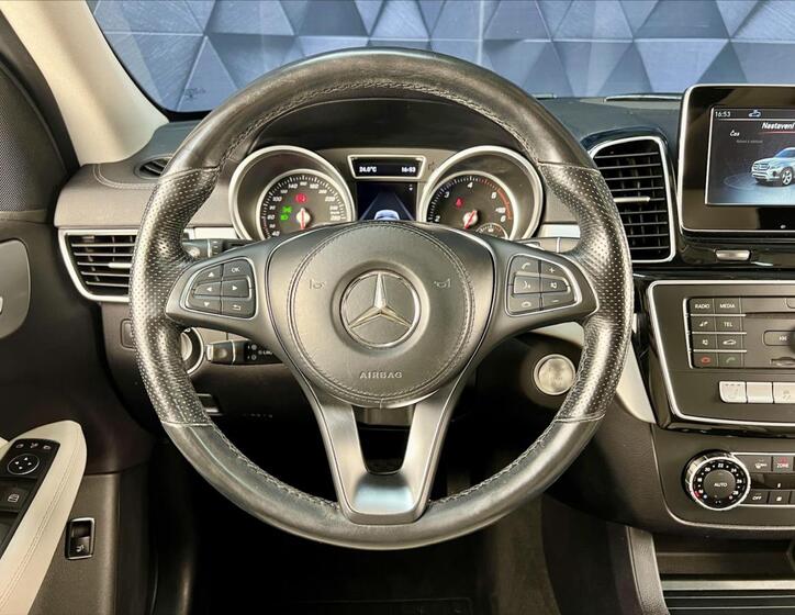 Mercedes-Benz GLS 13