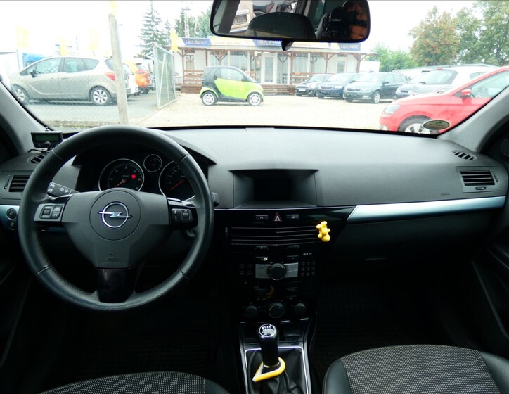 Opel Astra 11