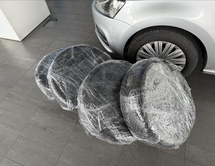 Volkswagen Golf 28