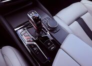 BMW M5 32