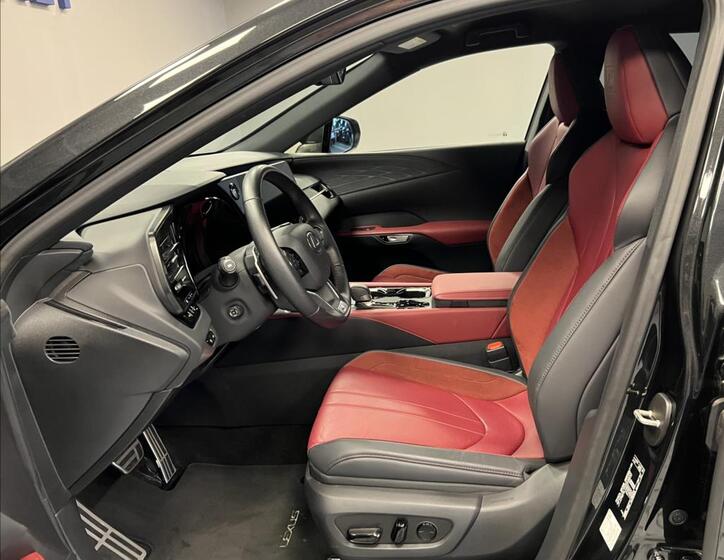 Lexus RX 500h 6