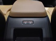 Volvo XC90 17