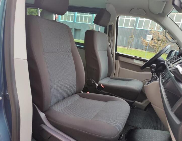 Volkswagen Transporter 19