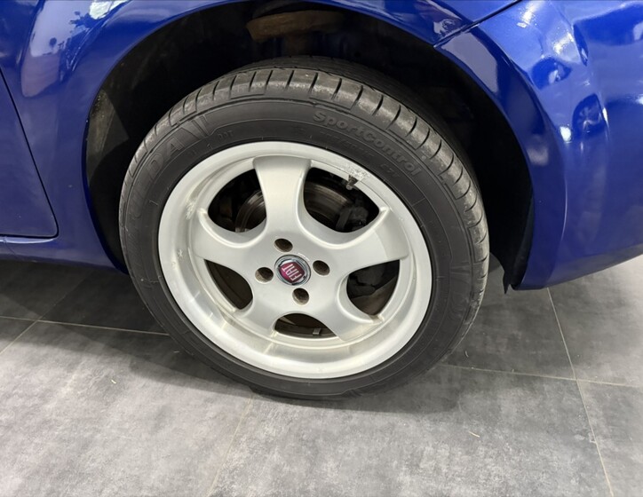 Fiat Punto 17