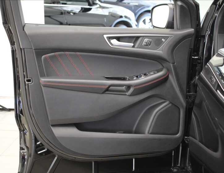 Ford Edge 19