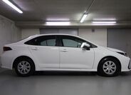 Toyota Corolla 4