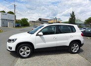 Volkswagen Tiguan 9