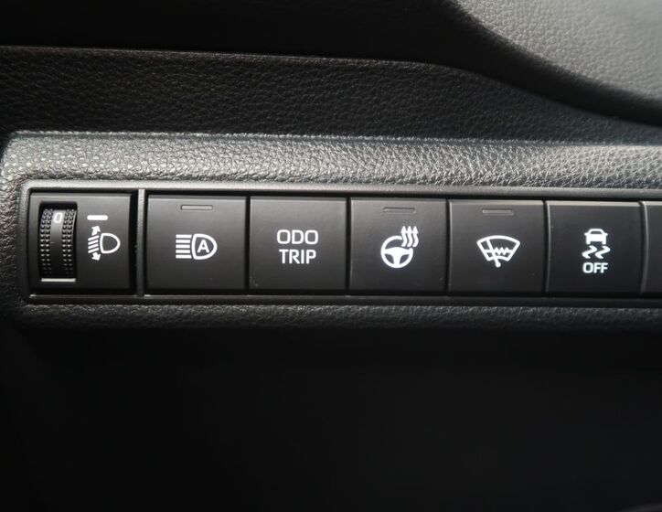Toyota Corolla 24