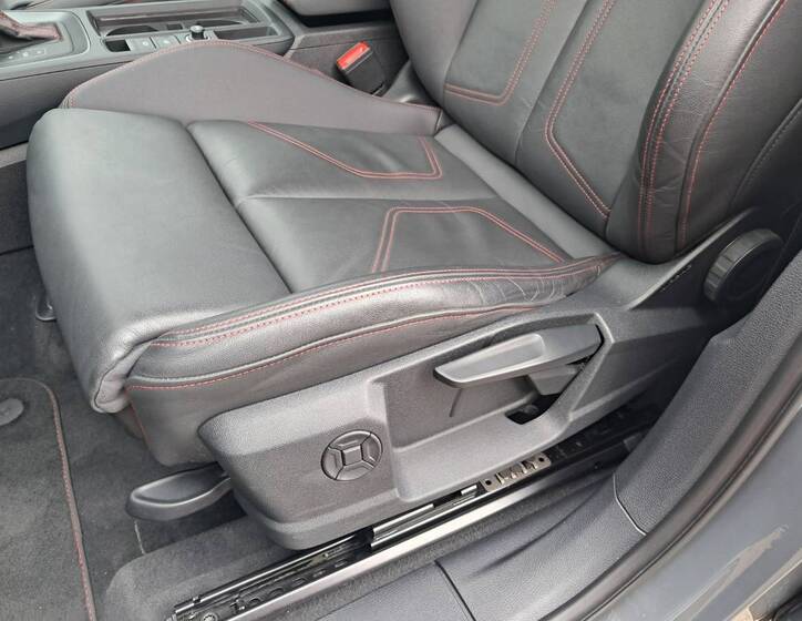 Audi Q3 24
