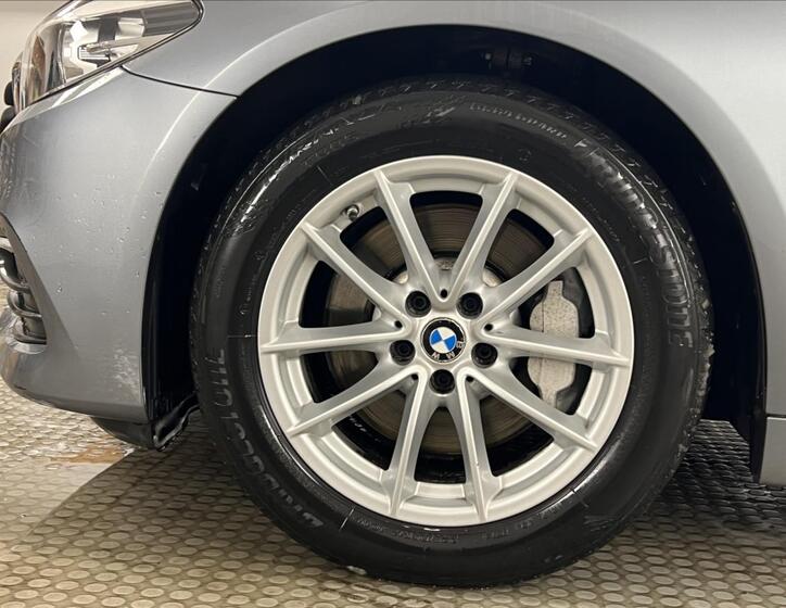 BMW Řada 5 24