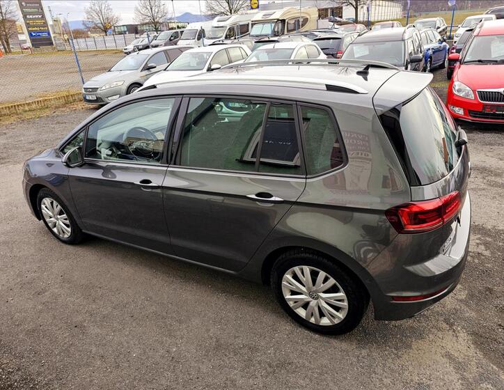 Volkswagen Golf Sportsvan 9