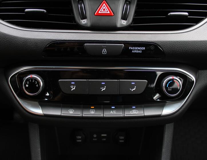 Hyundai i30 19