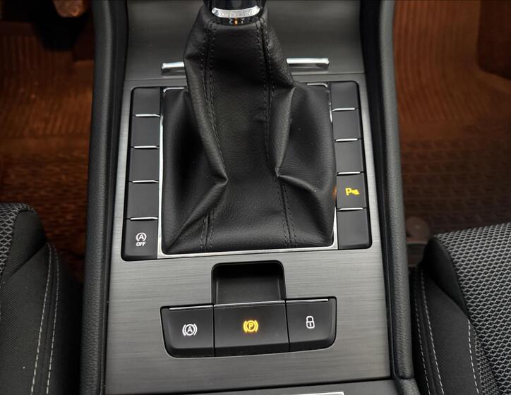 Škoda Superb 22