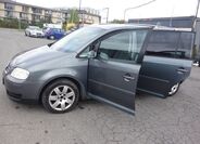 Volkswagen Touran 13