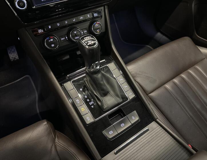 Škoda Superb 19
