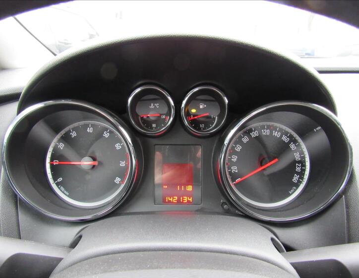 Opel Astra 13