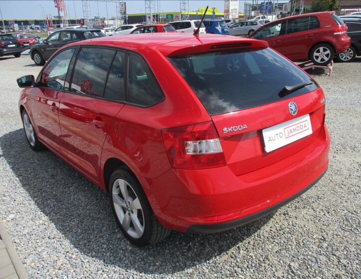 Škoda Rapid 8