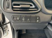 Hyundai i30 28