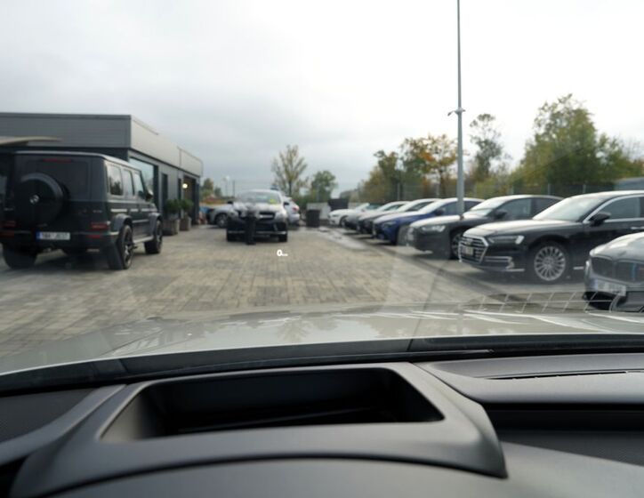Audi A8 39