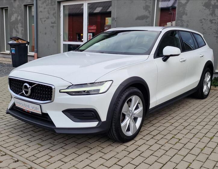 Volvo V60 5
