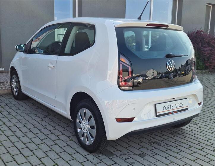 Volkswagen up! 8