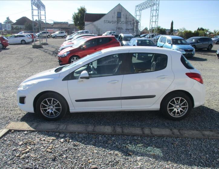 Peugeot 308 4
