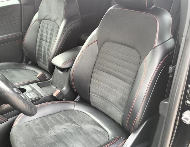 Ford Kuga 8