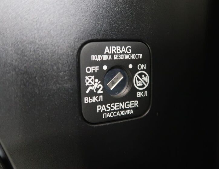 Toyota RAV4 33